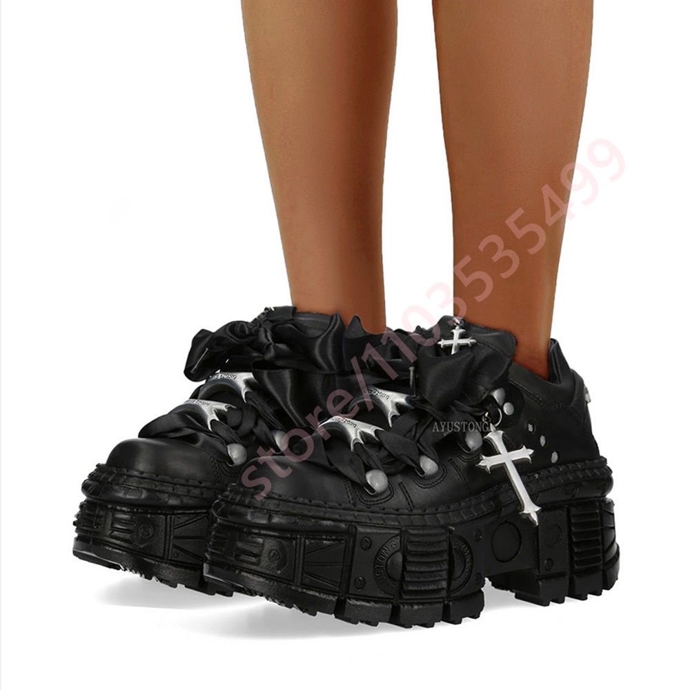 Street Fashion Y2K - Chunky Punk Metal Rivet Enkellaarzen 2026